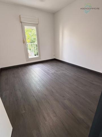 Maison F4 de 72m2 à Plateau Caillou Saint Paul