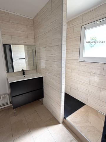 Maison F4 de 72m2 à Plateau Caillou Saint Paul