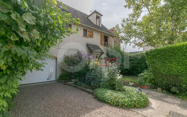 Maison à vendre    5 pièces • 129,48 m2 Chelles