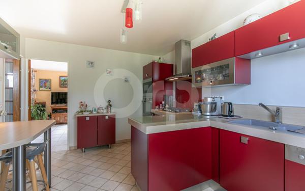 Maison à vendre    5 pièces • 129,48 m2 Chelles