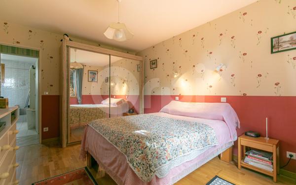 Maison à vendre    5 pièces • 129,48 m2 Chelles