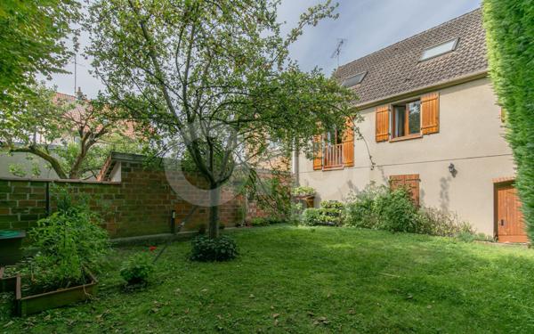 Maison à vendre    5 pièces • 129,48 m2 Chelles