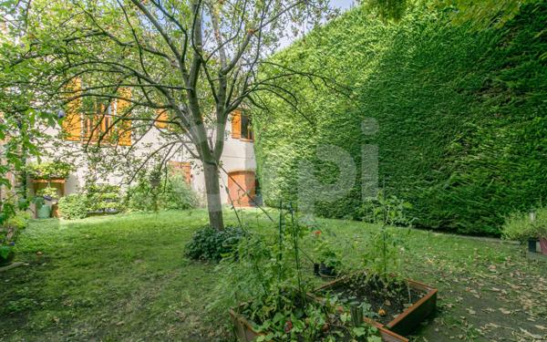 Maison à vendre    5 pièces • 129,48 m2 Chelles