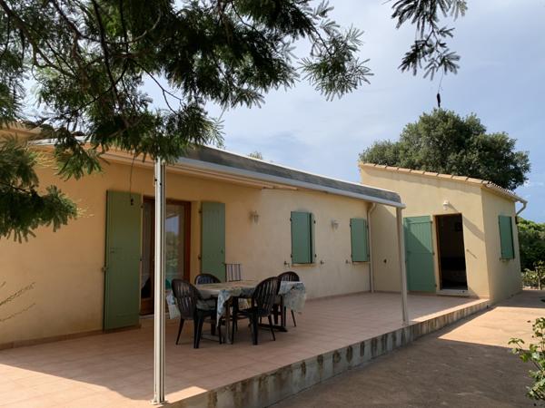 Ste lucie de porto vecchio (20144) Villa 5 chambres , au calme et plages à pied ...