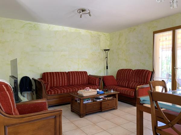 Ste lucie de porto vecchio (20144) Villa 5 chambres , au calme et plages à pied ...