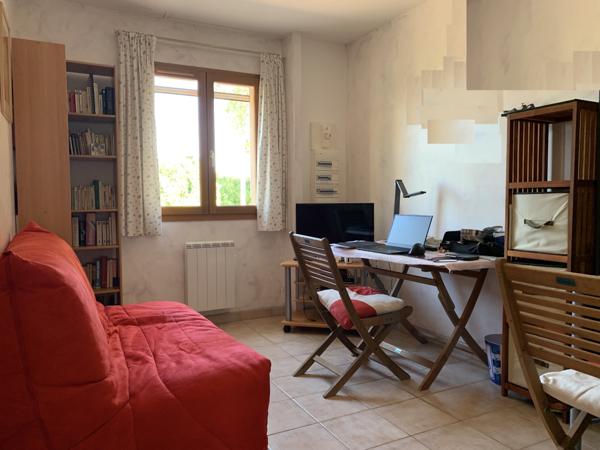 Ste lucie de porto vecchio (20144) Villa 5 chambres , au calme et plages à pied ...