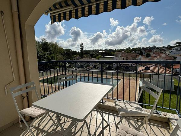 APPARTEMENT à VAUX SUR MER