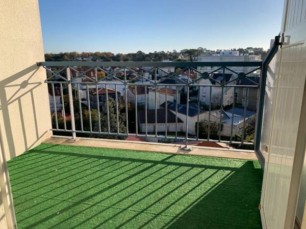 APPARTEMENT à VAUX SUR MER