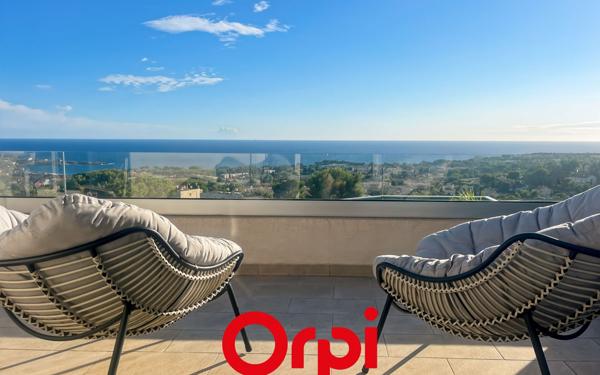 Appartement à vendre    4 pièces •  Bandol