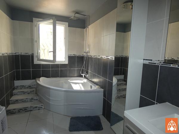 Domaine Immobilier Salon De Provence 620 m2 Salon de provence Domaine Immobilier Salon De Provence 620 m2 Salon de provence