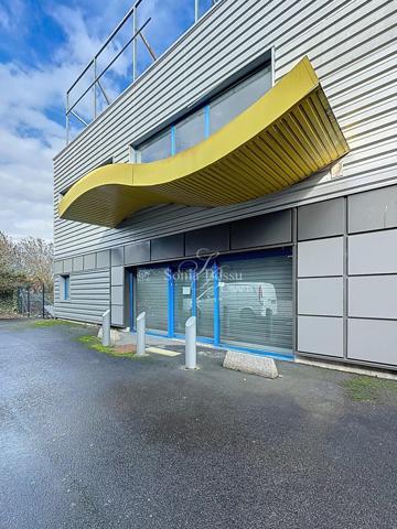 CELLULE COMMERCIAL EMPLACEMENT IDEAL