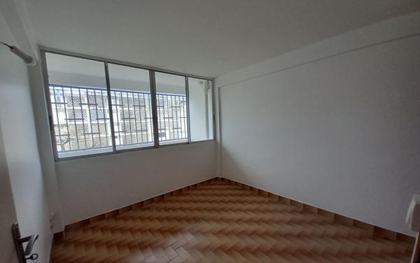 Appartement à vendre    4 pièces • 58,75 m2 Les Abymes