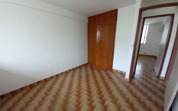 Appartement à vendre    4 pièces • 58,75 m2 Les Abymes