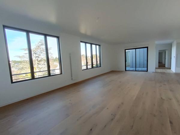 Appartement à vendre 5 pièces de 137 m²