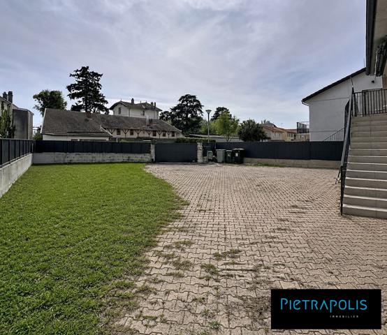 Montluel - Maison Individuelle - 97m2 - Au calme - 479m2 de terrain