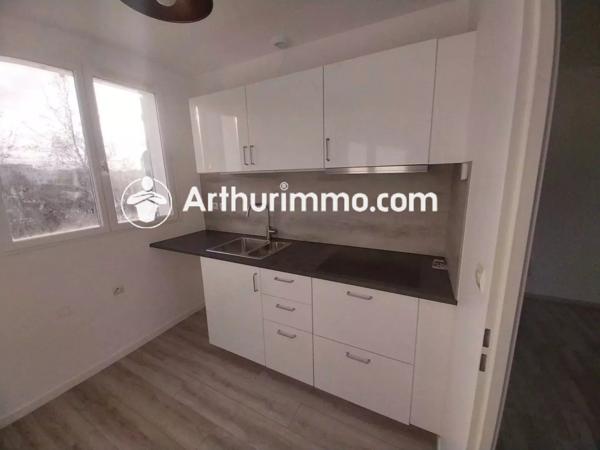 Location Appartement 1 pièces 26 m2 à Savigny-le-Temple