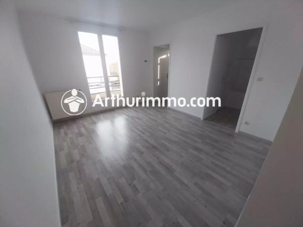 Location Appartement 1 pièces 26 m2 à Savigny-le-Temple