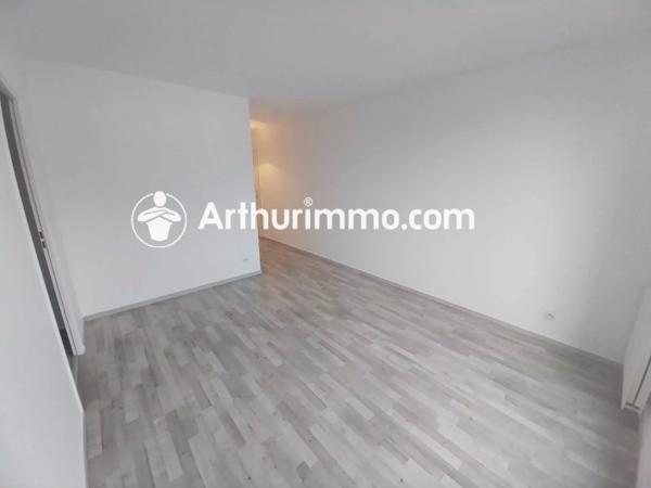 Location Appartement 1 pièces 26 m2 à Savigny-le-Temple