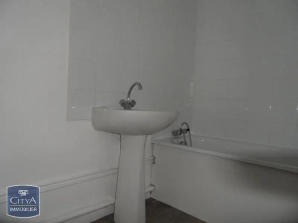 Appartement à louer 2 pièces 49.57m² Pérenchies (59840)