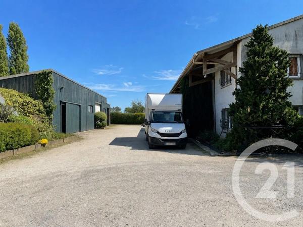 Immeuble à vendre  1205 m 2   BEAUVAIS  - 60