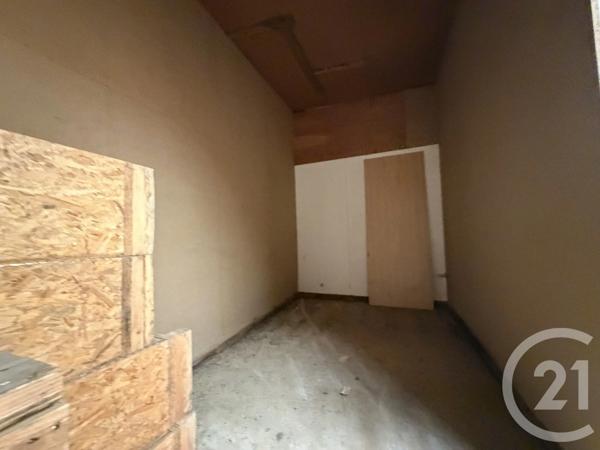 Immeuble à vendre  1205 m 2   BEAUVAIS  - 60