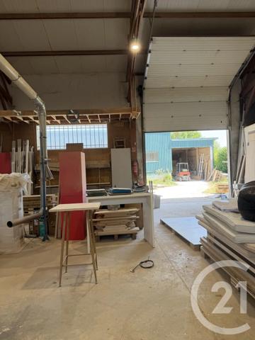 Immeuble à vendre  1205 m 2   BEAUVAIS  - 60