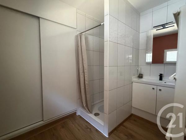 Immeuble à vendre  1205 m 2   BEAUVAIS  - 60