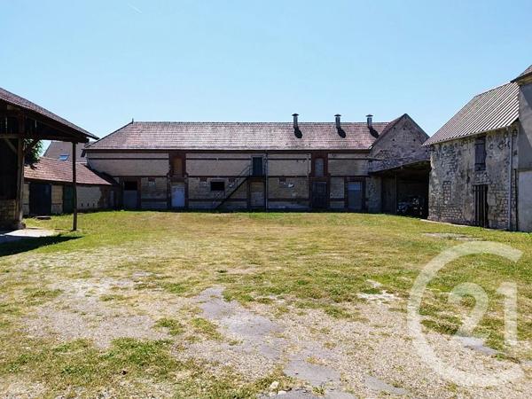 Immeuble à vendre  1205 m 2   BEAUVAIS  - 60