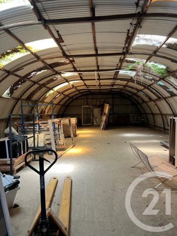 Immeuble à vendre  1205 m 2   BEAUVAIS  - 60