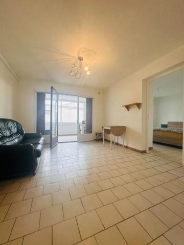 Appartement 3 pièces proche de la mer