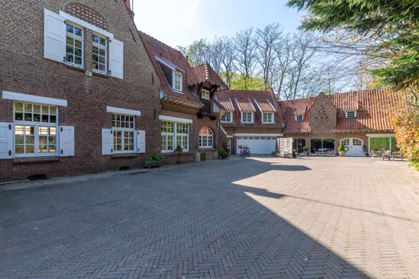 Vente Maison de luxe Croix 14 Pièces 462.74 m²