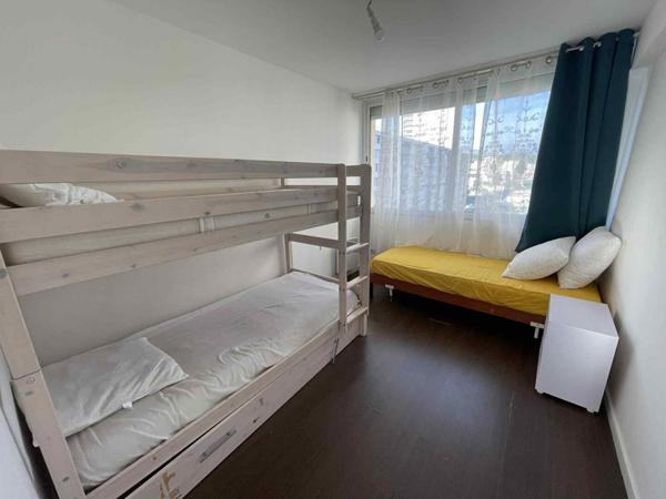 Appartement de type T3, Chemin de Candia, de 58 m2, avec petite vue mer