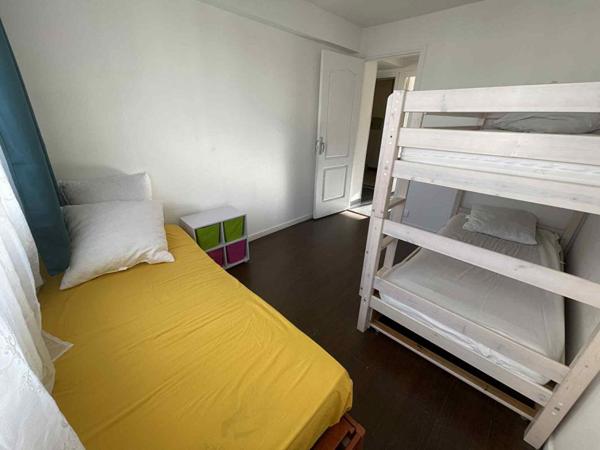 Appartement de type T3, Chemin de Candia, de 58 m2, avec petite vue mer