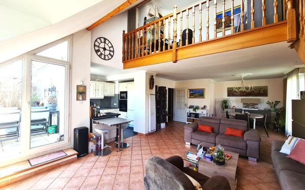 Appartement à vendre    4 pièces • 107,65 m2 Ozoir-la-Ferrière