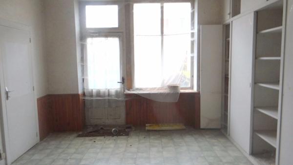 Dpt Allier (03), à vendre DOYET Entrepots et Bureaux et appartements