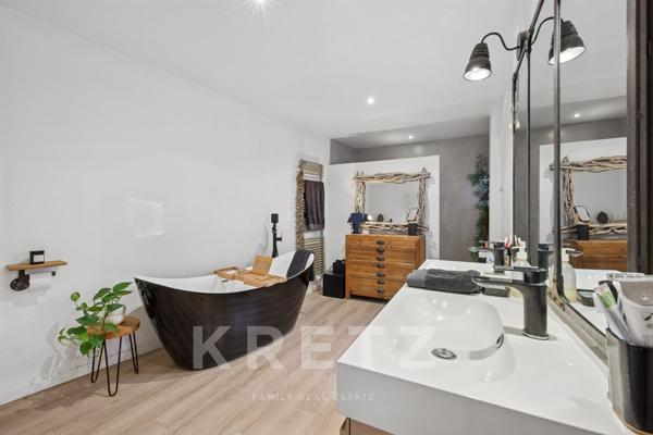 A vendre - Montmorency - Demeure familiale d’exception avec jardin arboré et piscine -