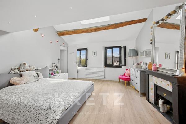 A vendre - Montmorency - Demeure familiale d’exception avec jardin arboré et piscine -