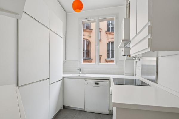 Vente Appartement de luxe Paris 6 4 Pièces 90 m²