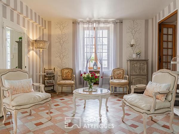 Ancien corps de ferme du XVIIème siècle à une heure de Paris