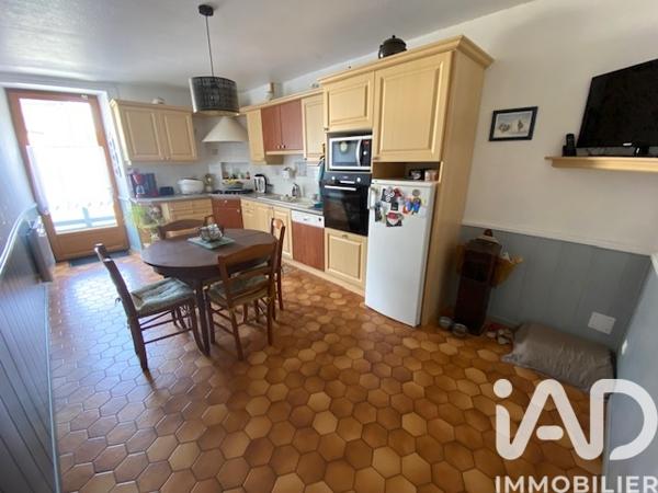 Maison à vendre 7 pièces 145,86 m² Montfort-sur-Meu