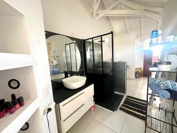 DUPLEX T4  - Vue mer Baie Mahault