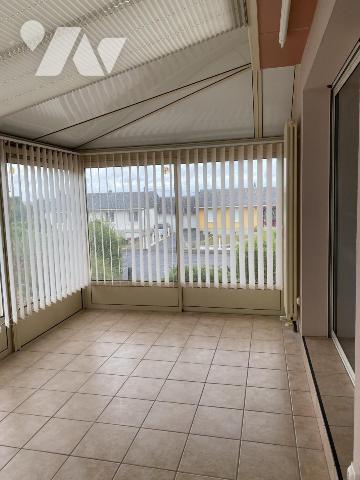 PAVILLON sur sous-sol avec JARDIN