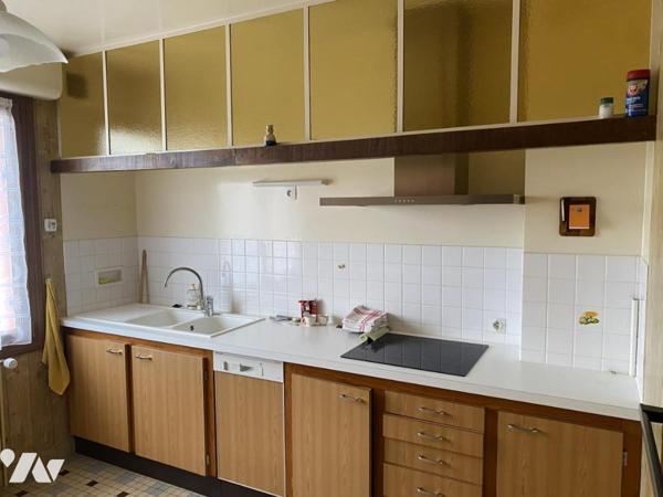 PAVILLON sur sous-sol avec JARDIN