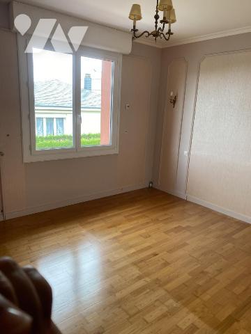 PAVILLON sur sous-sol avec JARDIN