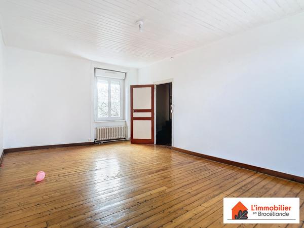 Maison de bourg avec jardin au coeur de Plélan-le-Grand