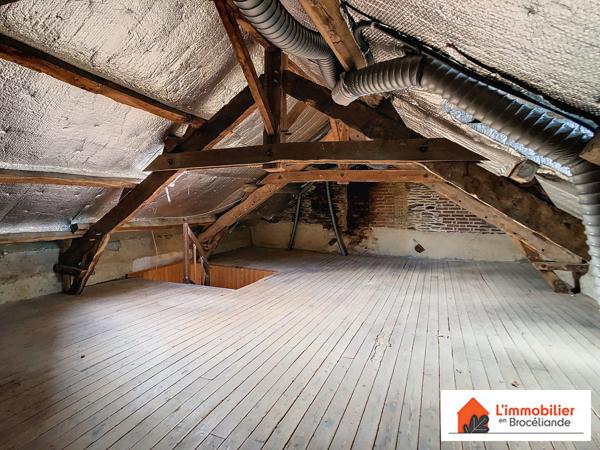 Maison de bourg avec jardin au coeur de Plélan-le-Grand