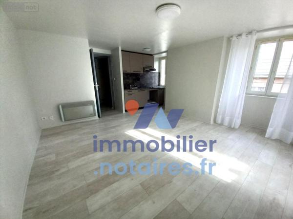 Appartement à louer à Saint-Chély-d'Apcher en Lozère (48200), ref : 48032-L110