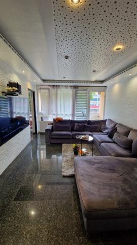 Chambre meublée à louer en collocation