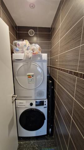 Chambre meublée à louer en collocation
