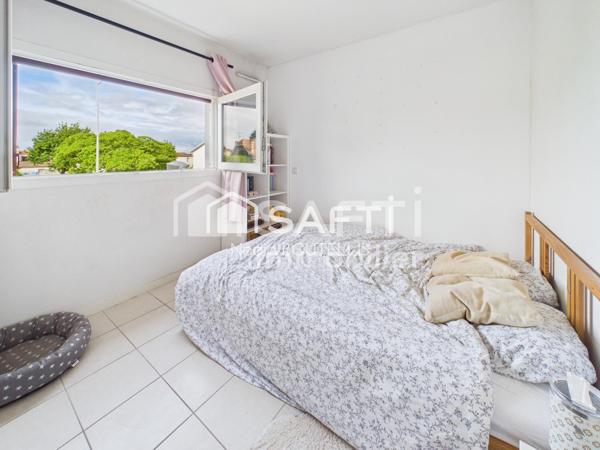 LE HAILLAN – STUDIO 32 m² AVEC PARKING COUVERT – PROCHE CENTRE-VILLE